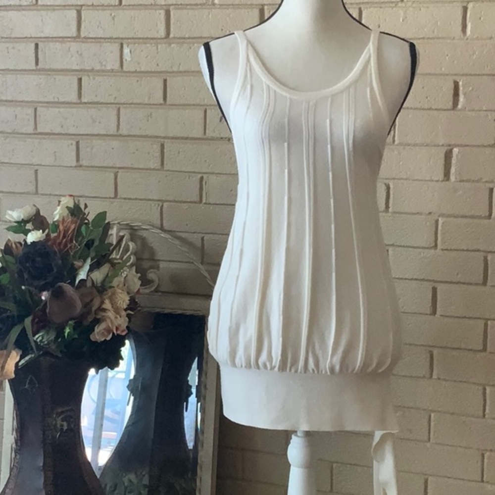 Cache Tunic Cream Color Size Medium - image 1